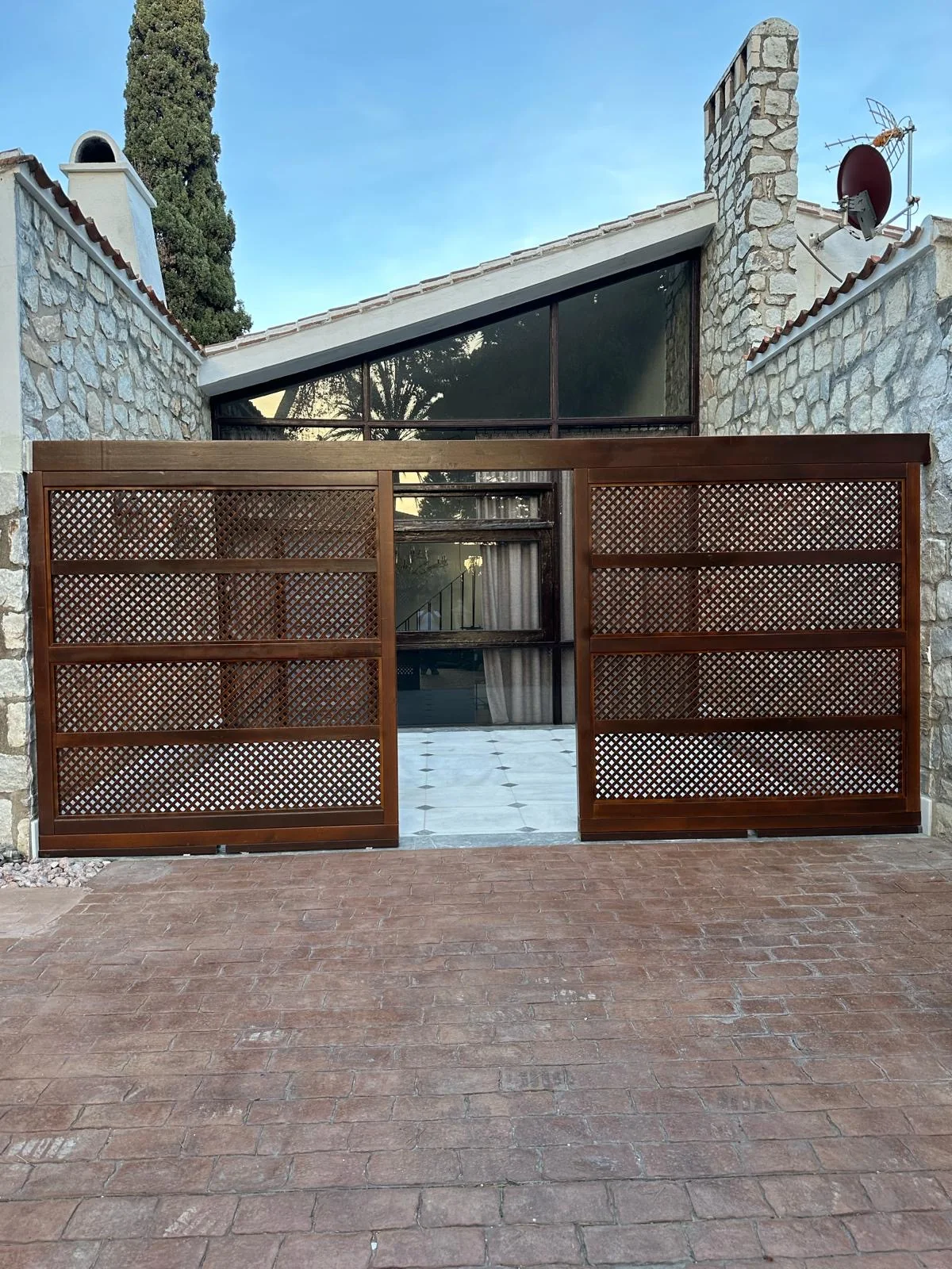 Villa entrance